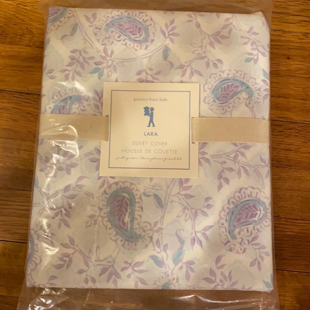 NWT Pottery Barn Kids Duvet Cover Full/Queen and 2 Standard Shams